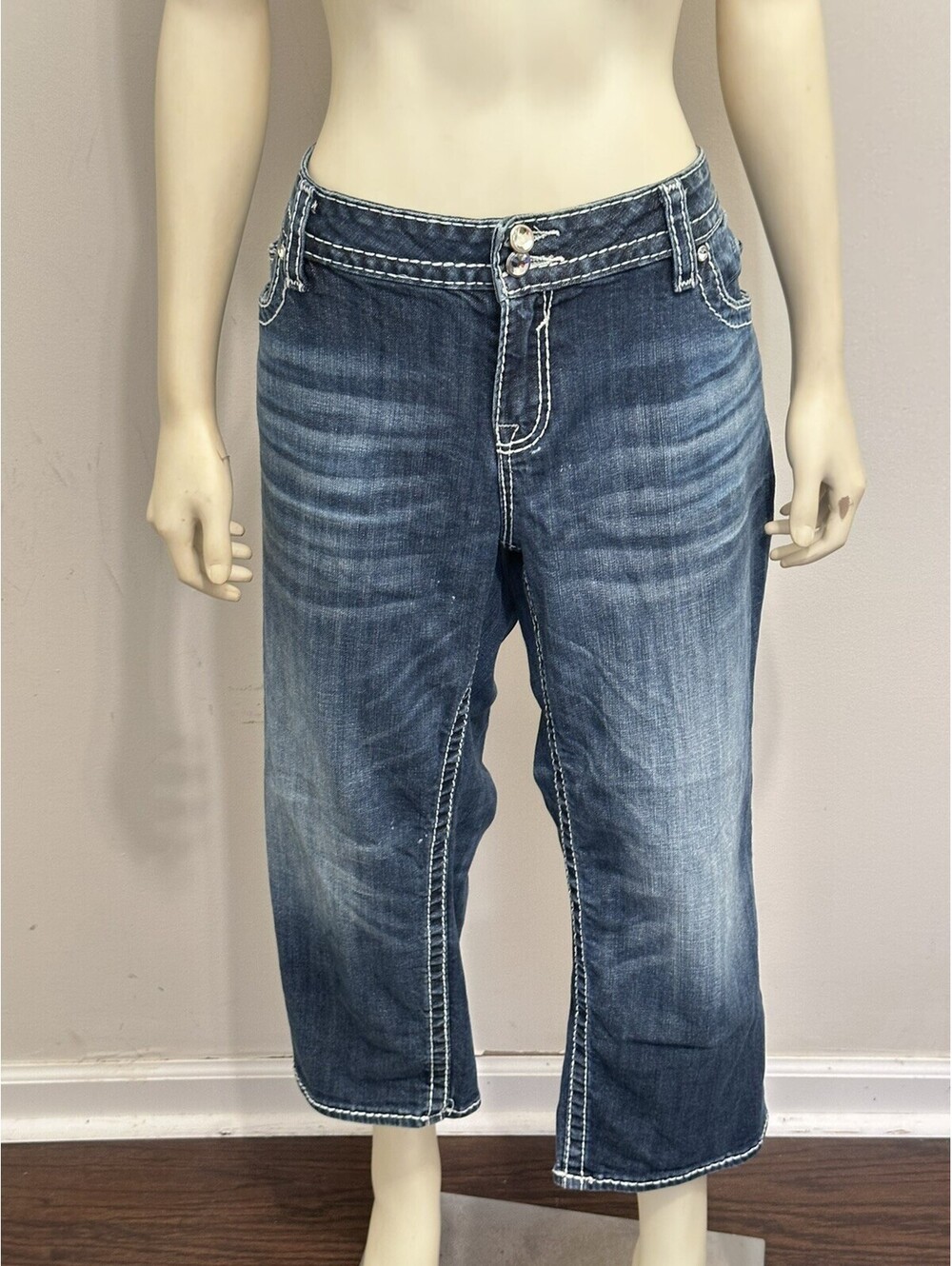 Vigoss Y2K Jeans Dallas Capri Women’s Size 24 Length 21